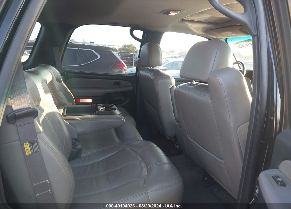 2002 CHEVROLET TAHOE LT VIN: 1GNEC13T02J318584