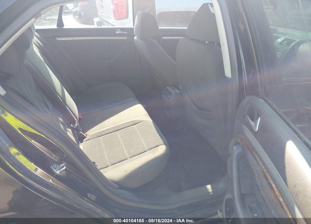 2007 VOLKSWAGEN JETTA VIN: 3VWGG71K07M153615