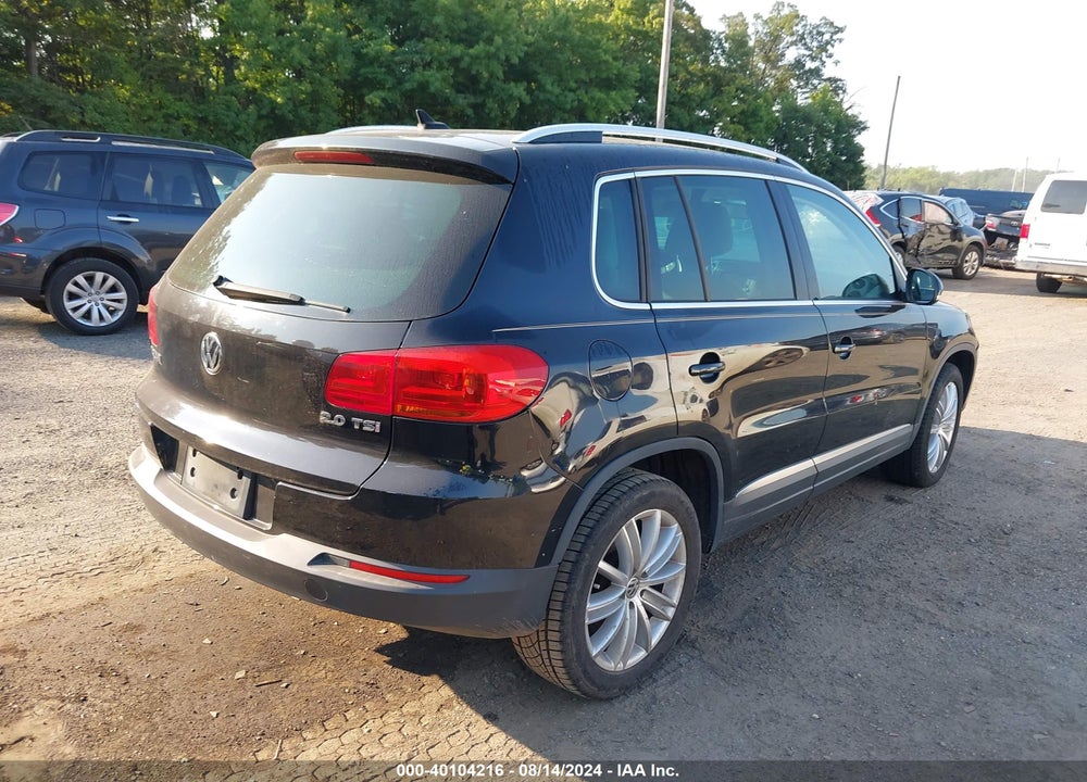 2012 VOLKSWAGEN TIGUAN SE VIN: WVGAV7AX4CW530043