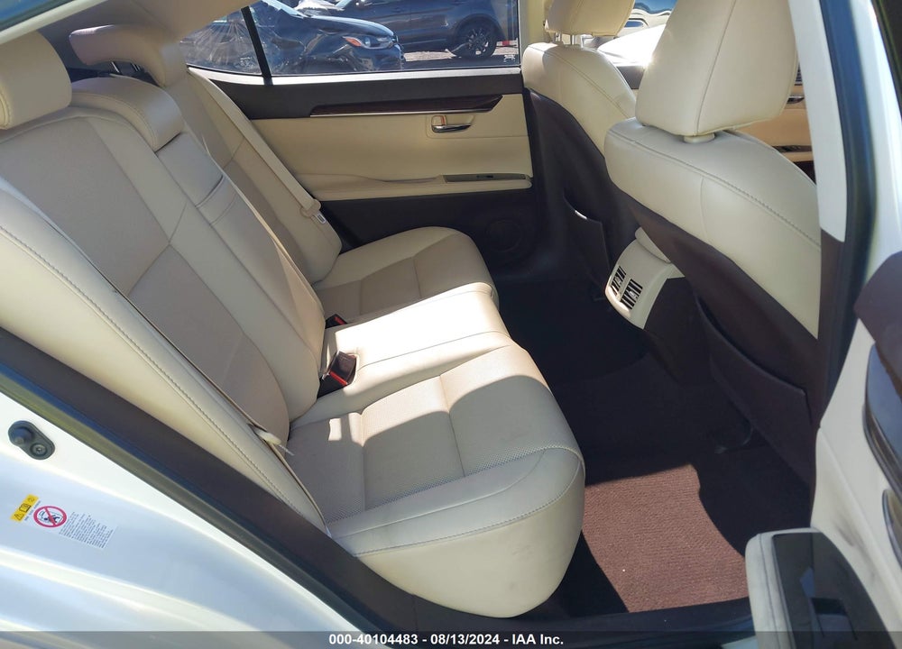 2018 LEXUS ES 350 VIN: 58ABK1GG7JU105886