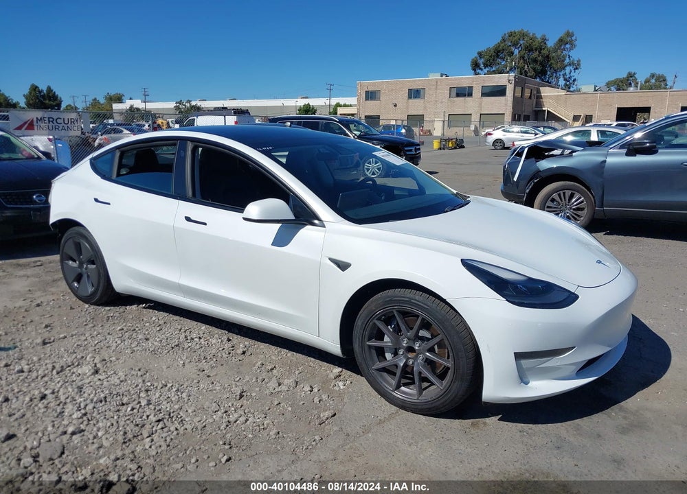 2021 TESLA MODEL 3 STANDARD RANGE PLUS REAR-WHEEL DRIVE VIN: 5YJ3E1EA9MF939581