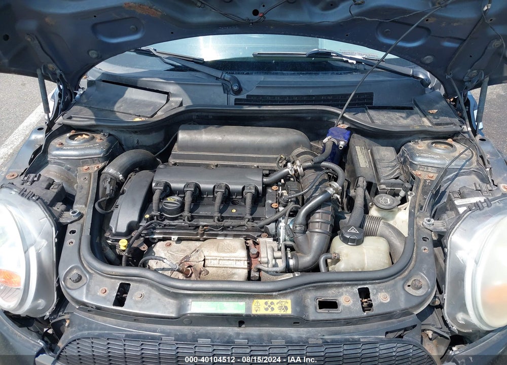 2009 MINI COOPER S VIN: WMWMF73559TT99013