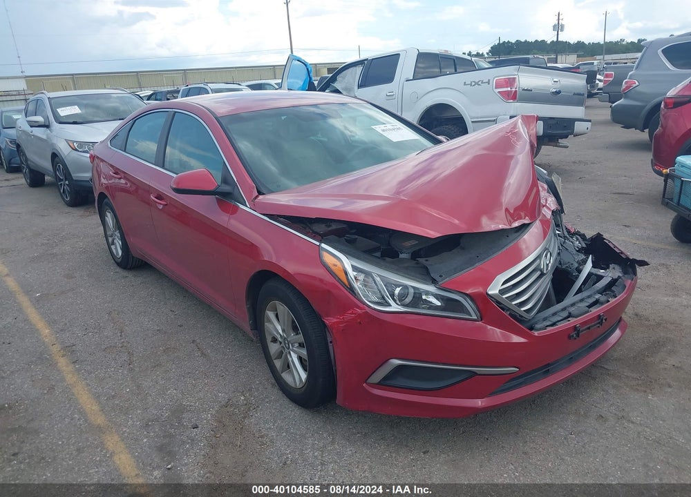 2017 HYUNDAI SONATA VIN: 5NPE24AFXHH528105