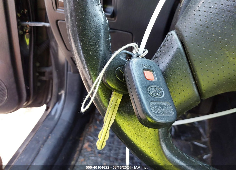 2005 TOYOTA MATRIX/XR VIN: 2T1LR32E65C477543