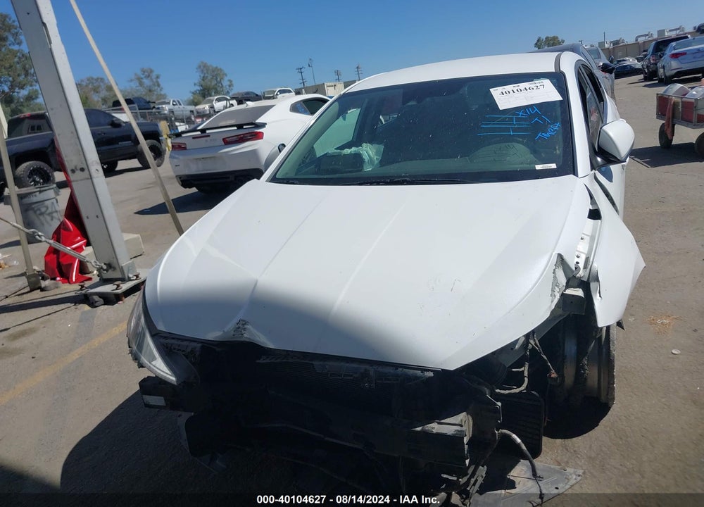 2019 HYUNDAI ELANTRA SEL VIN: 5NPD84LF0KH424916