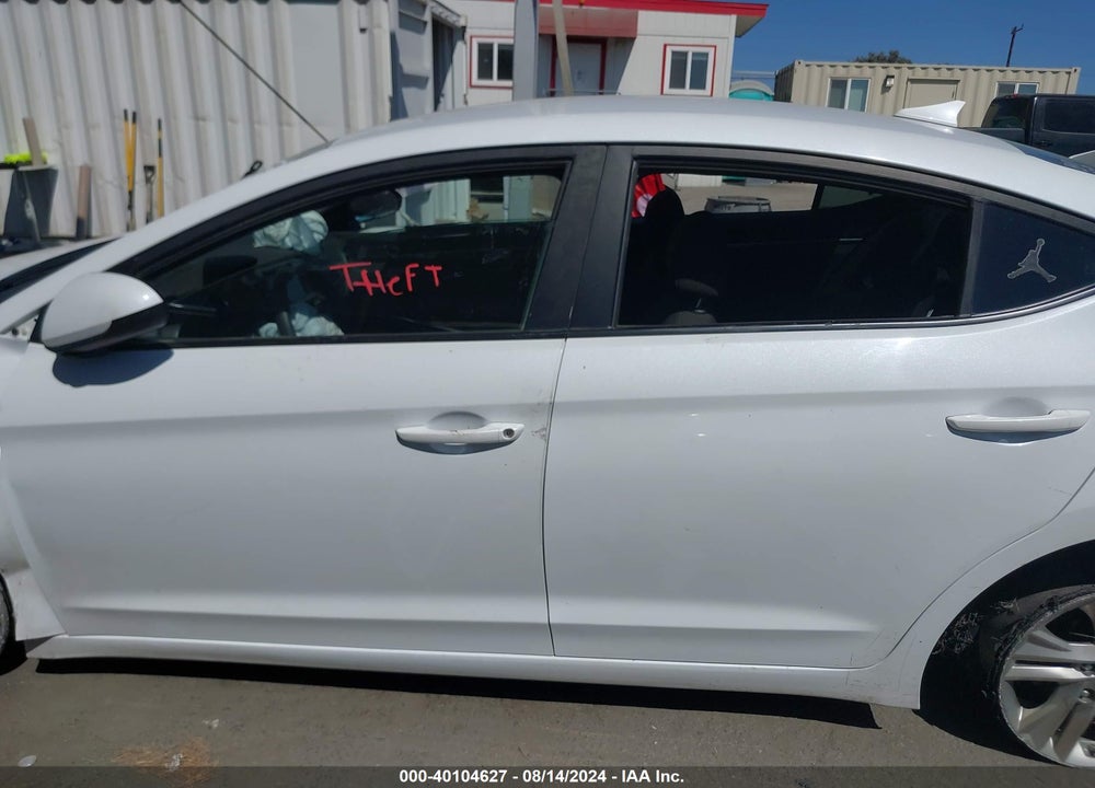 2019 HYUNDAI ELANTRA SEL VIN: 5NPD84LF0KH424916