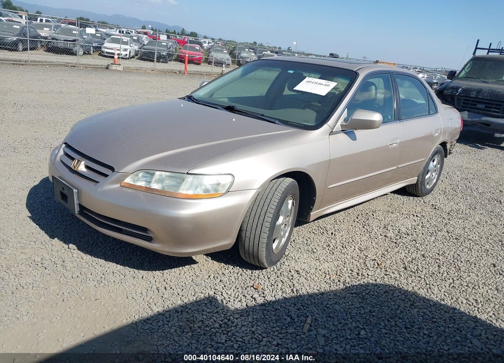 2002 HONDA ACCORD 3.0 EX VIN: 1HGCG16572A010492