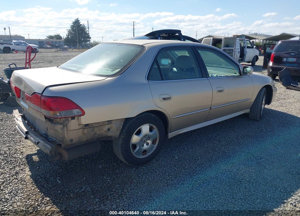 2002 HONDA ACCORD 3.0 EX VIN: 1HGCG16572A010492