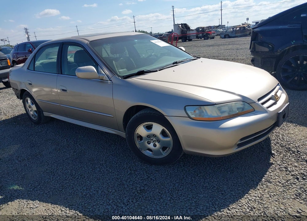 2002 HONDA ACCORD 3.0 EX VIN: 1HGCG16572A010492