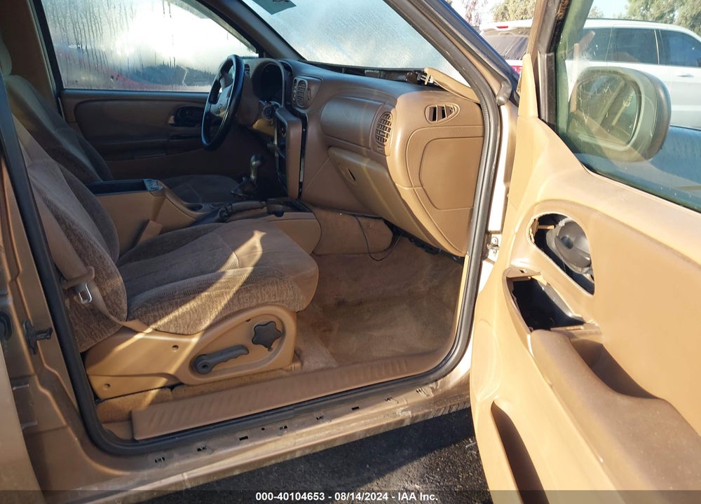 2003 CHEVROLET TRAILBLAZER LS VIN: 1GNDS13S032178098
