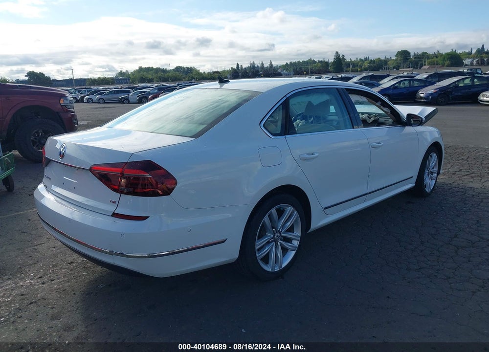 2017 VOLKSWAGEN PASSAT 1.8T SEL PREMIUM VIN: 1VWCT7A32HC056583