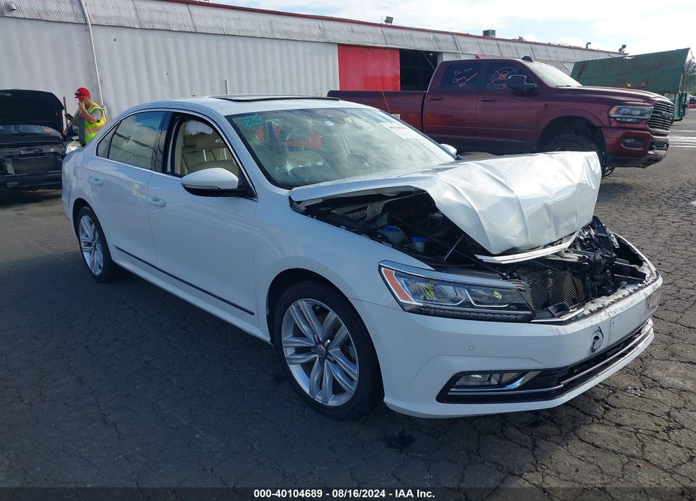 2017 VOLKSWAGEN PASSAT 1.8T SEL PREMIUM VIN: 1VWCT7A32HC056583