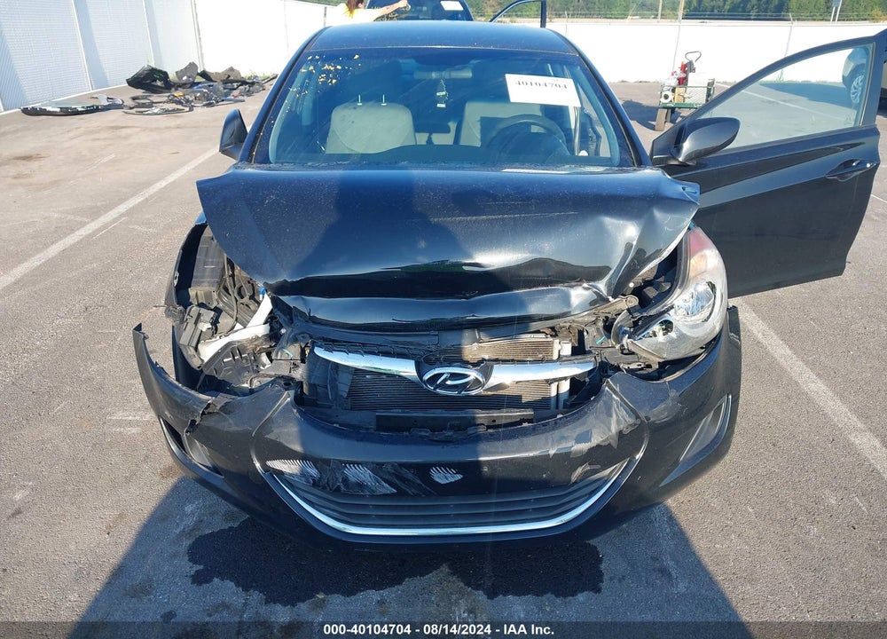 2013 HYUNDAI ELANTRA VIN: 5NPDH4AE1DH324319