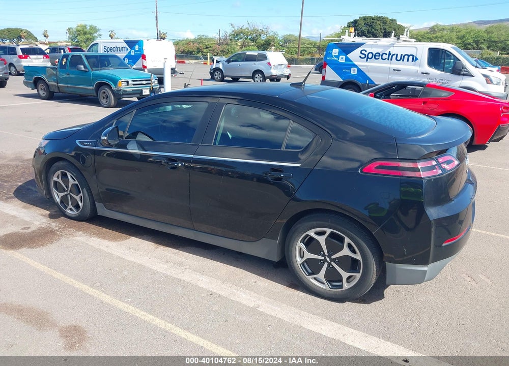 2013 CHEVROLET VOLT VIN: 1G1RD6E40DU109835