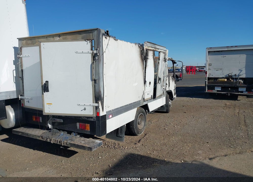 2018 ISUZU NPR VIN: 54DB4W1B8JS801082