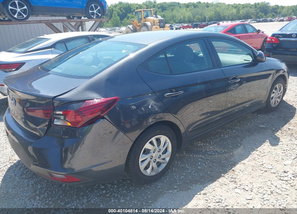 2020 HYUNDAI ELANTRA VIN: 5NPD74LF8LH602396