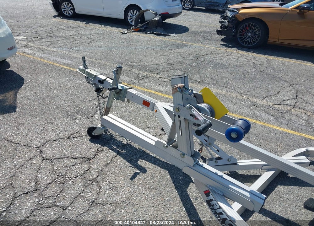 2021 TRITON CARRIER VIN: 4TCSM1117MHL49516