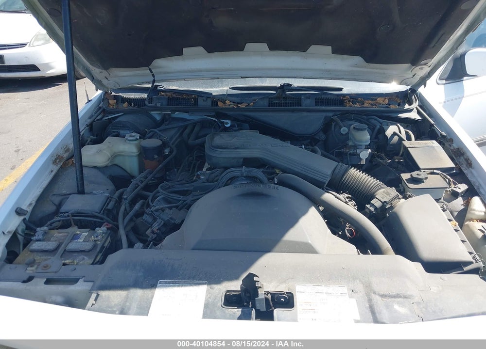 1992 FORD CROWN VICTORIA LX VIN: 2FACP74W3NX138064