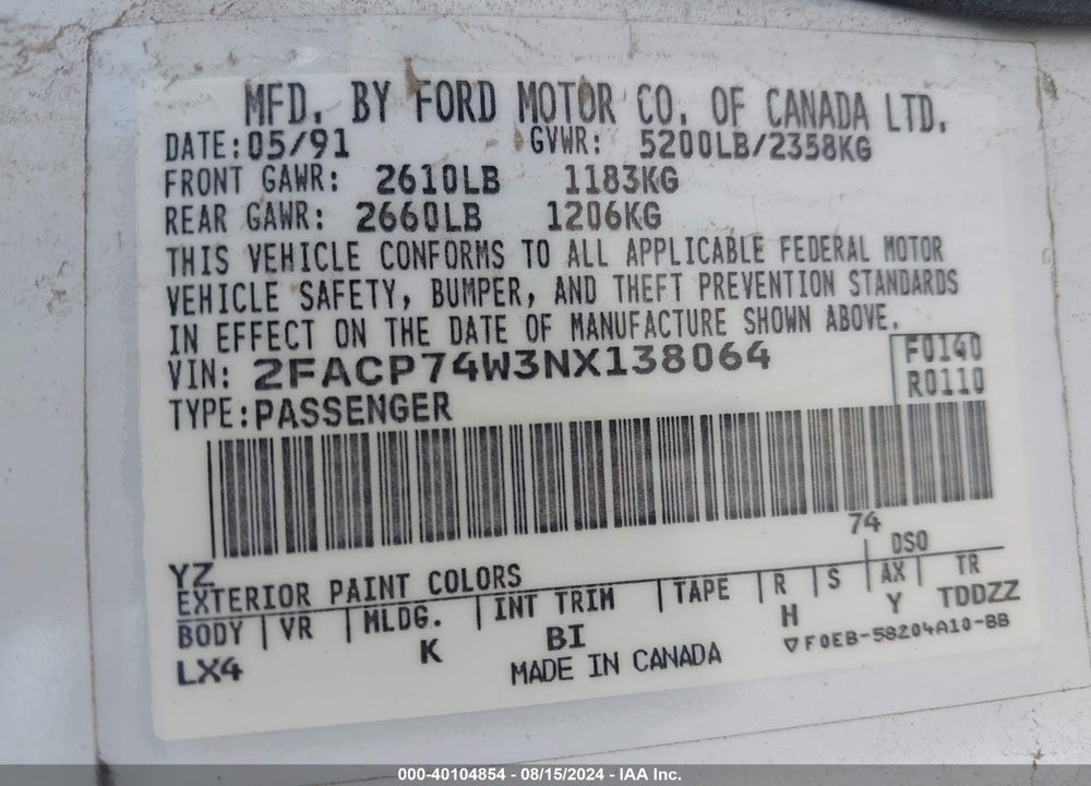 1992 FORD CROWN VICTORIA LX VIN: 2FACP74W3NX138064