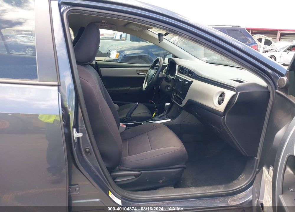 2017 TOYOTA COROLLA LE VIN: 5YFBURHE0HP591692