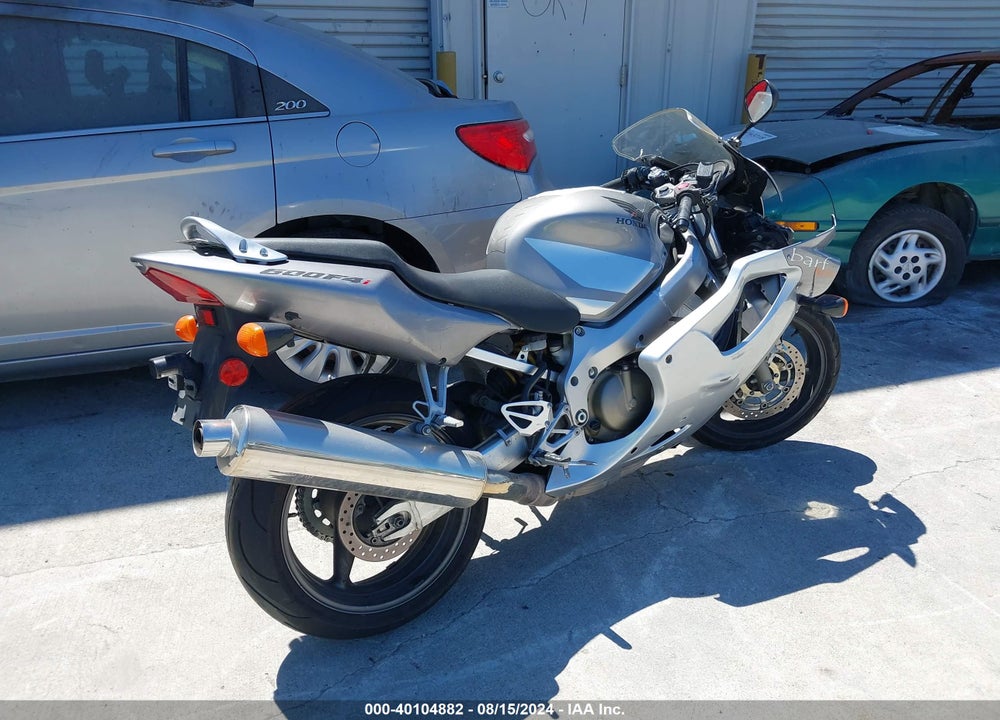 2005 HONDA CBR600 F4 VIN: JH2PC35125M600132