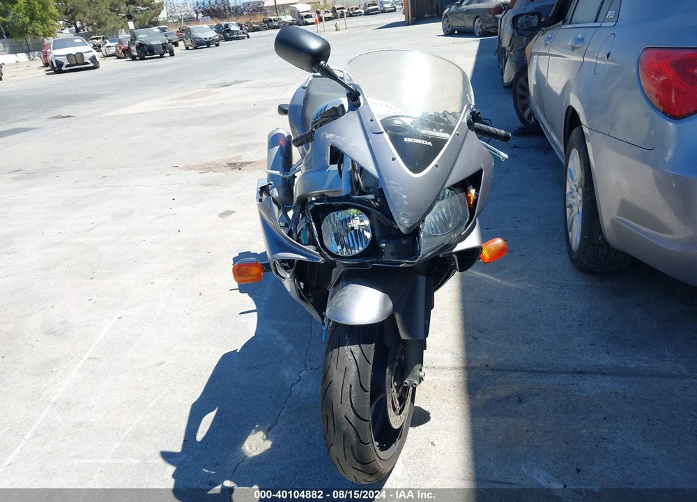 2005 HONDA CBR600 F4 VIN: JH2PC35125M600132