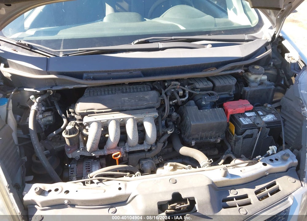2010 HONDA FIT VIN: JHMGE8H27AS017483