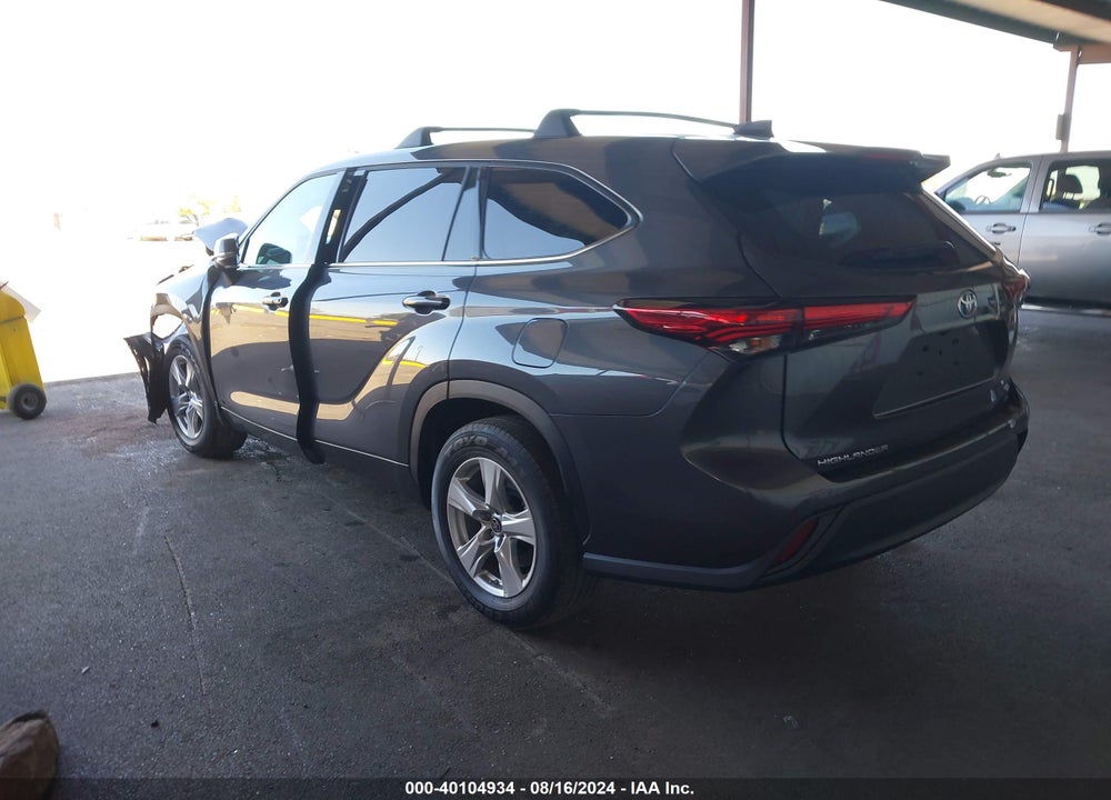2022 TOYOTA HIGHLANDER HYBRID LE VIN: 5TDZARAH9NS513748