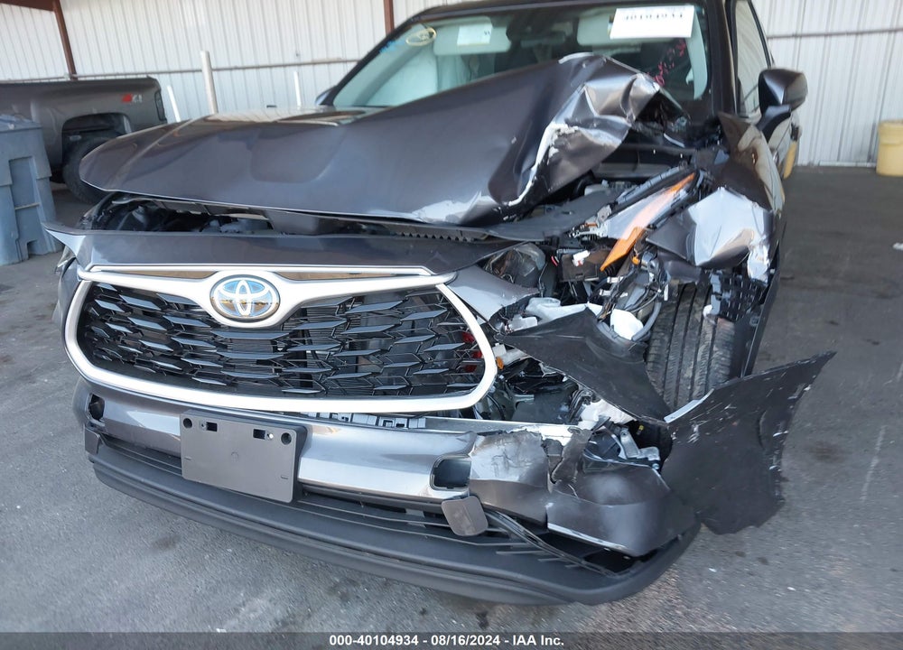 2022 TOYOTA HIGHLANDER HYBRID LE VIN: 5TDZARAH9NS513748