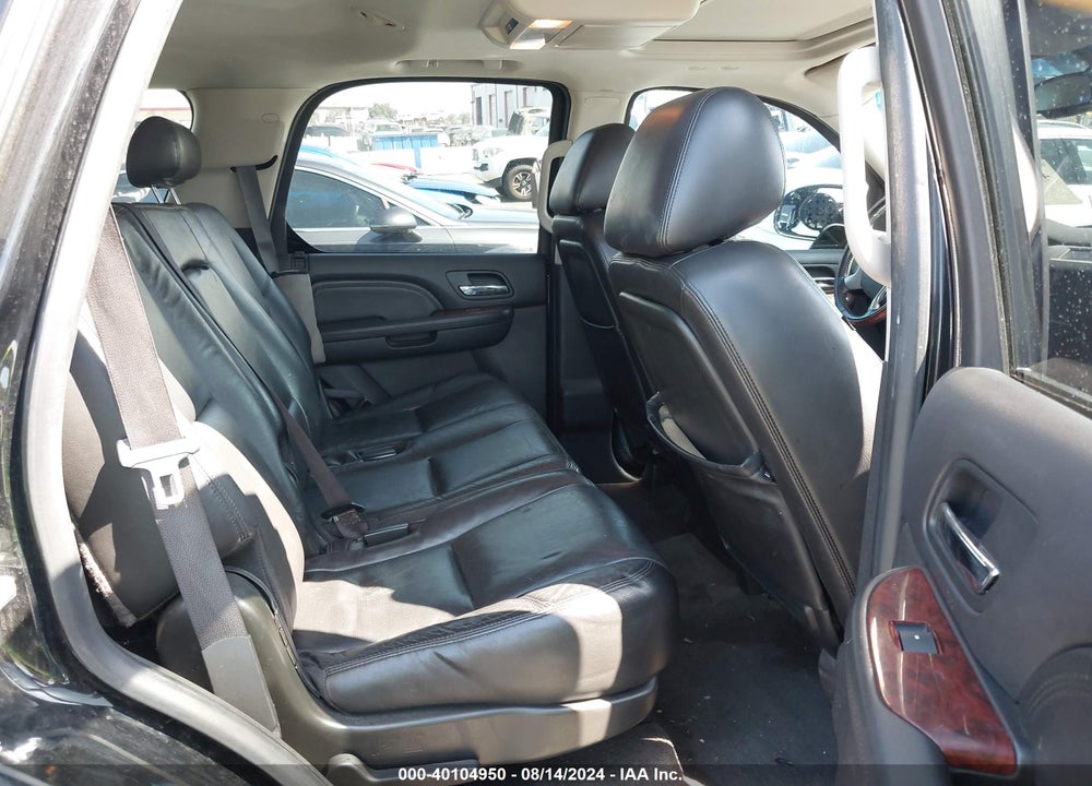 2010 CADILLAC ESCALADE LUXURY VIN: 1GYUKBEF8AR211524