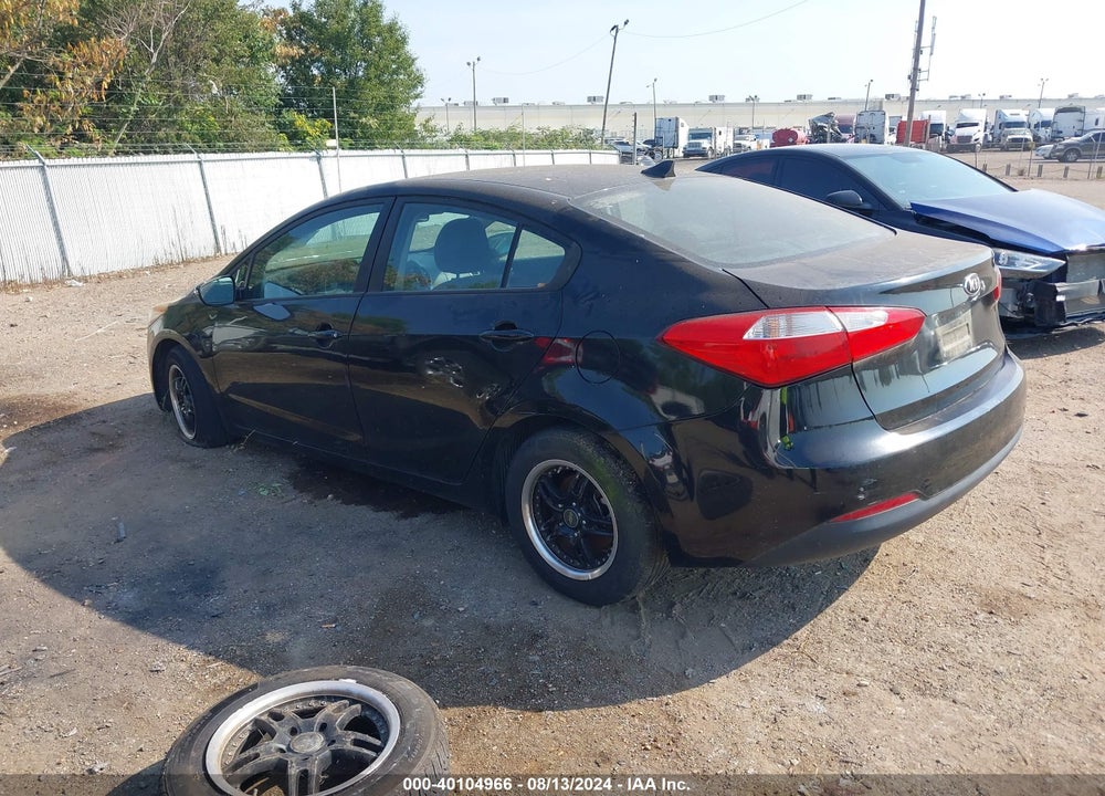 2015 KIA FORTE LX VIN: KNAFX4A68F5272952