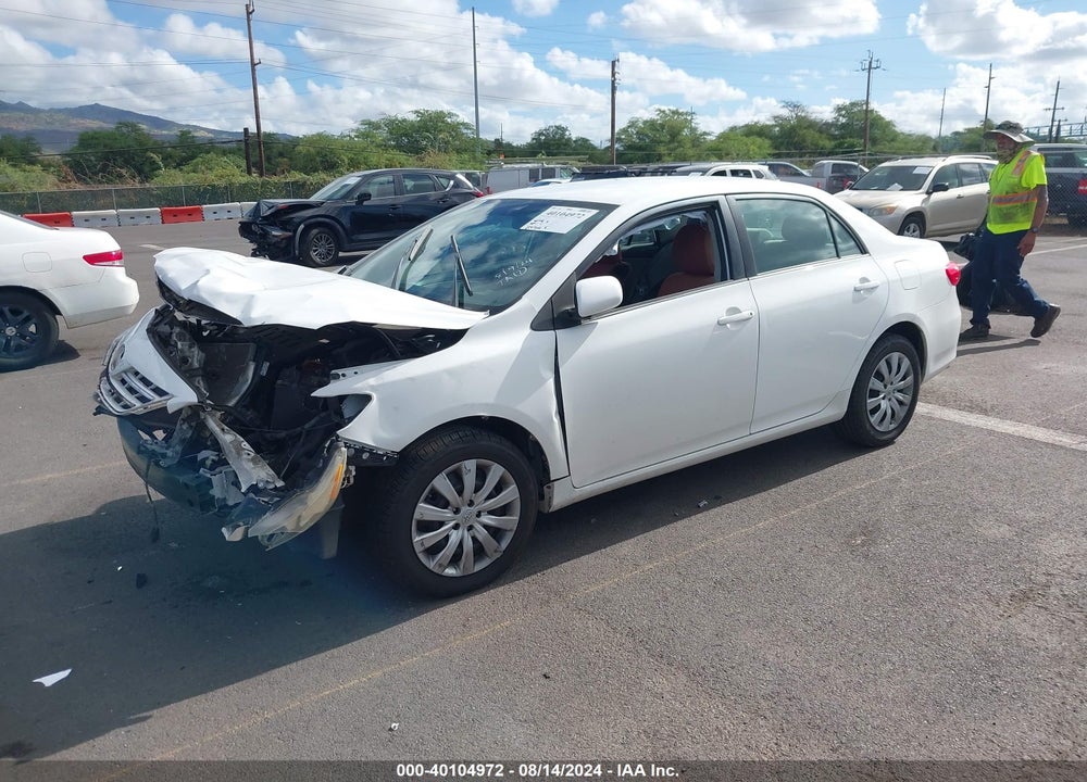 2013 TOYOTA COROLLA LE VIN: 2T1BU4EE4DC982202