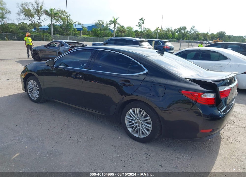 2015 LEXUS ES 350 VIN: JTHBK1GG8F2173353