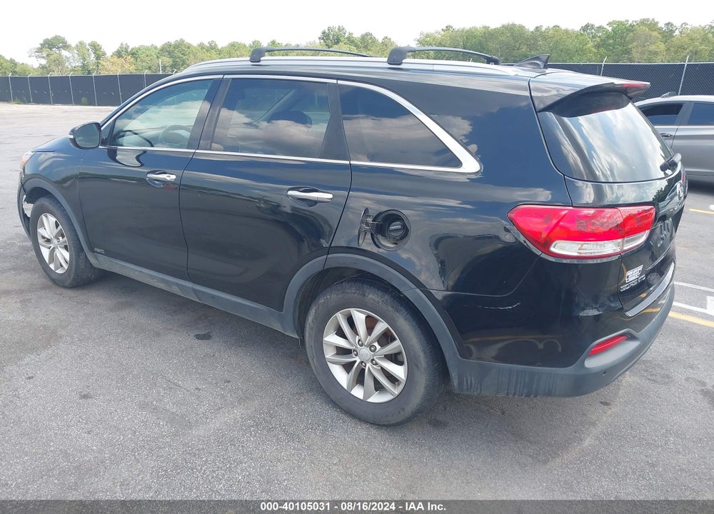 2016 KIA SORENTO 2.4L LX VIN: 5XYPGDA31GG110036