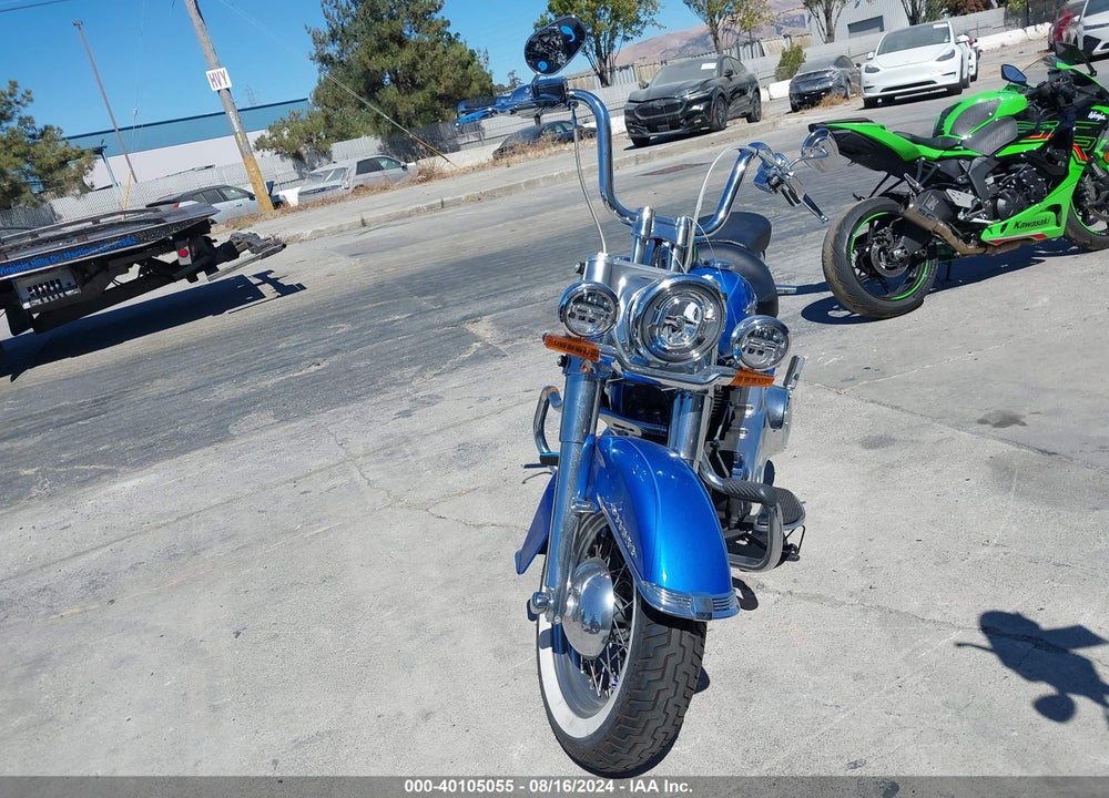 2018 HARLEY-DAVIDSON FLDE DELUXE VIN: 1HD1YCJ34JC041589