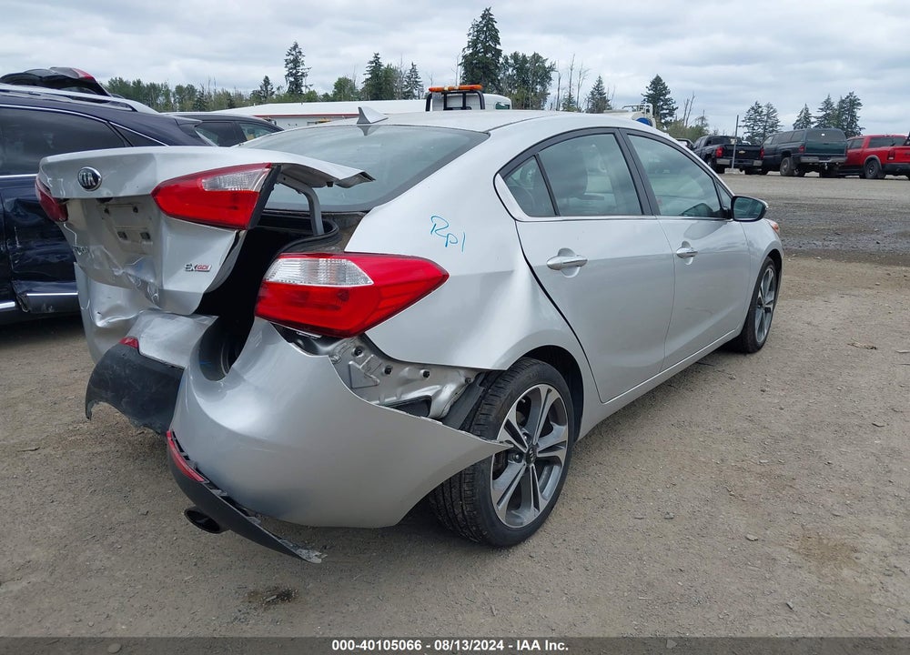 2015 KIA FORTE EX VIN: KNAFX4A88F5281801