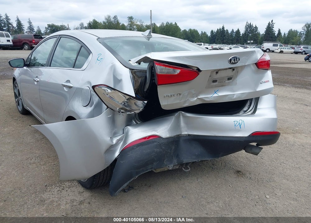 2015 KIA FORTE EX VIN: KNAFX4A88F5281801