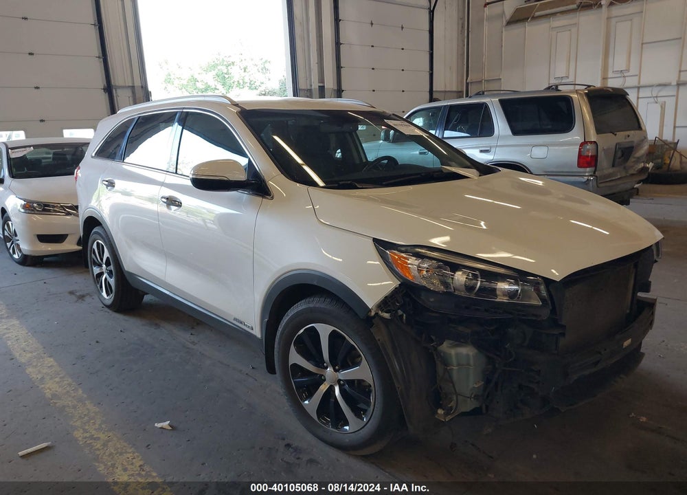 2016 KIA SORENTO 3.3L EX VIN: 5XYPHDA5XGG147875