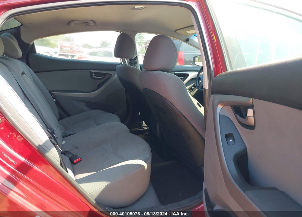 2015 HYUNDAI ELANTRA SE VIN: 5NPDH4AE6FH565862