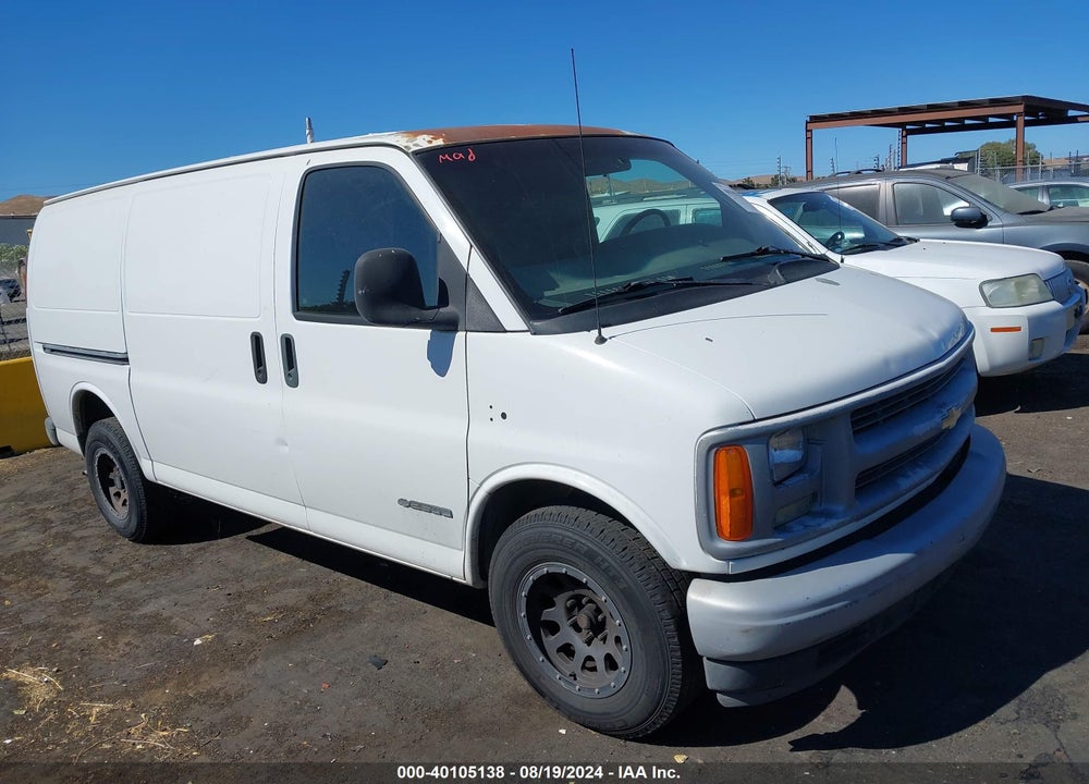 2001 CHEVROLET EXPRESS VIN: 1GCFG25M811215506