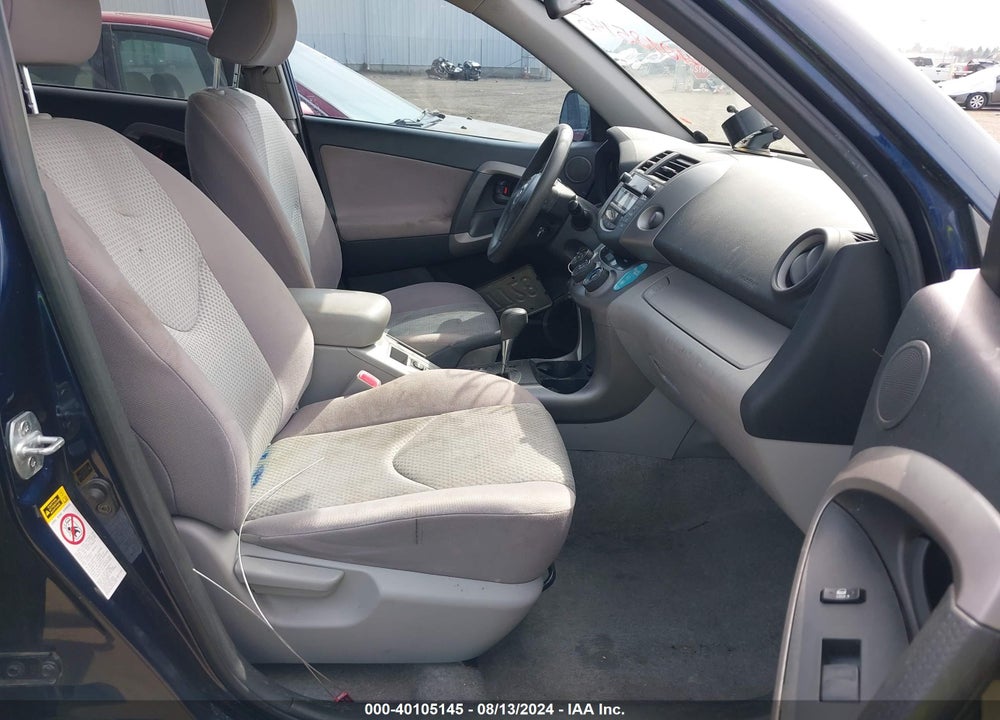 2006 TOYOTA RAV4 VIN: JTMBD33V265039481