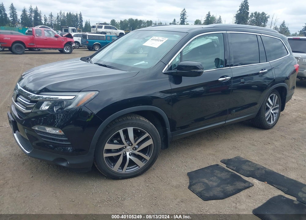 2017 HONDA PILOT TOURING VIN: 5FNYF6H95HB069206