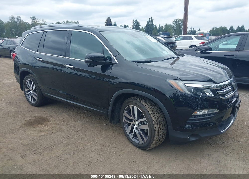 2017 HONDA PILOT TOURING VIN: 5FNYF6H95HB069206