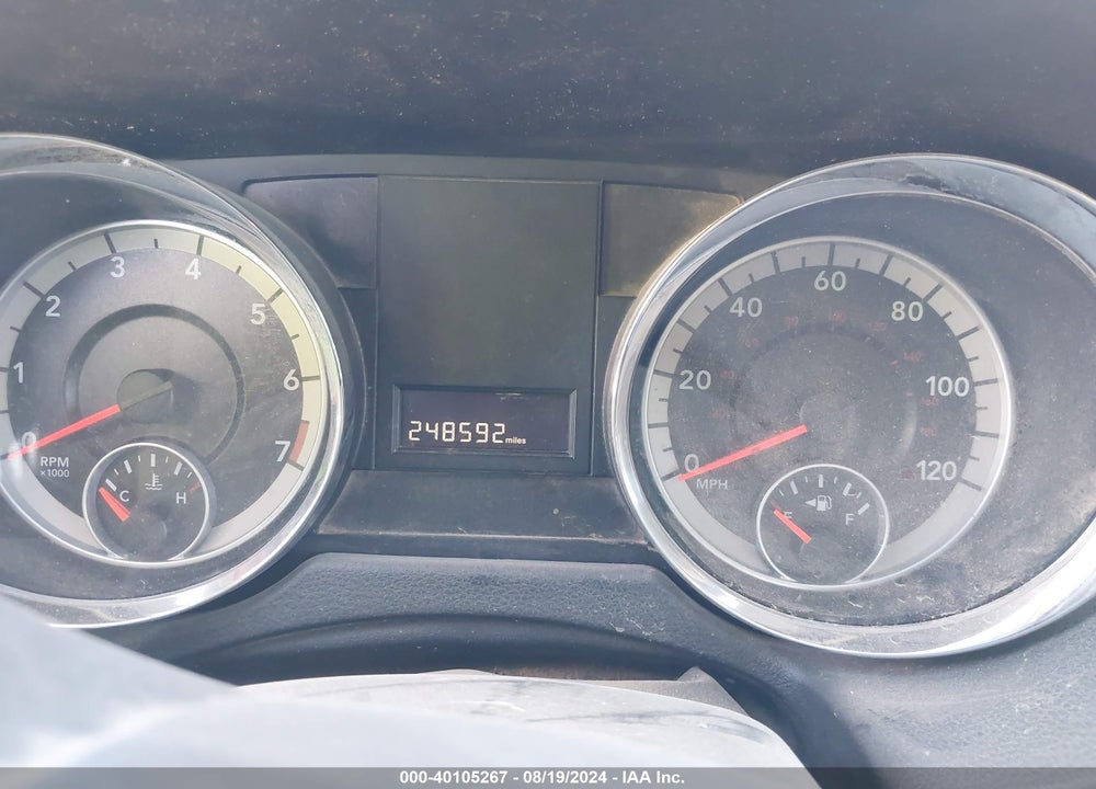 2014 DODGE GRAND CARAVAN VIN: 2C4RDGCG0ER267701