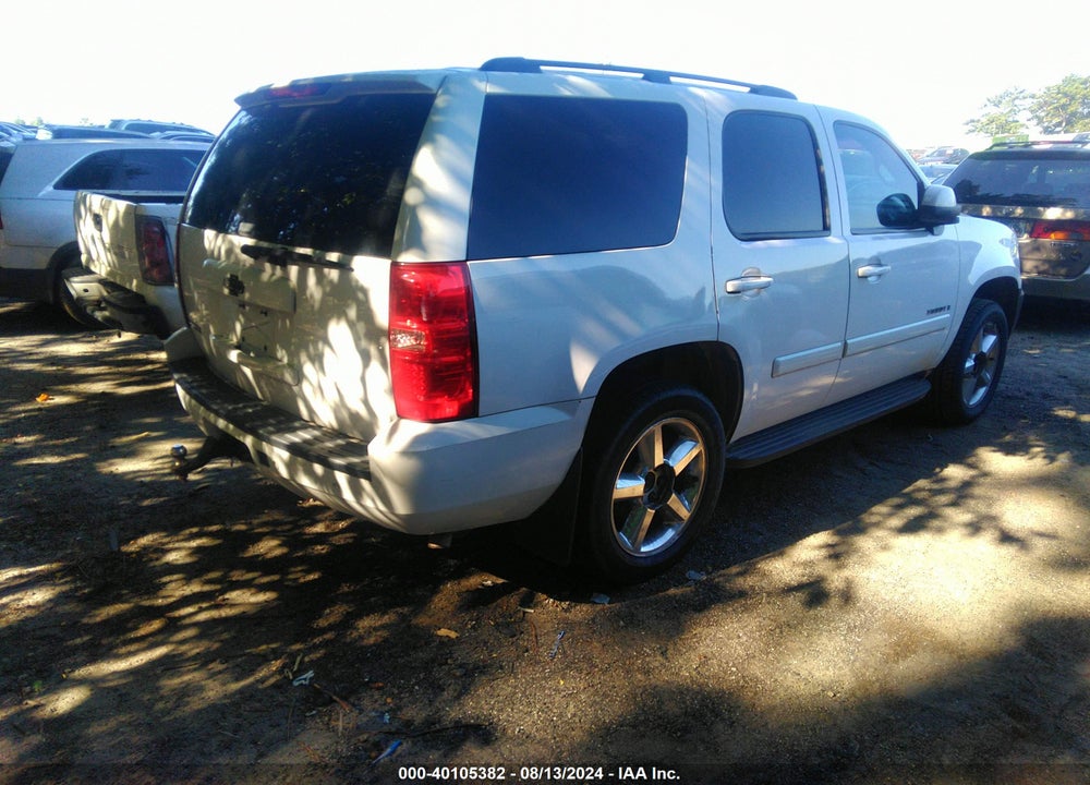 2008 CHEVROLET TAHOE LT VIN: 1GNFC13J18R161175
