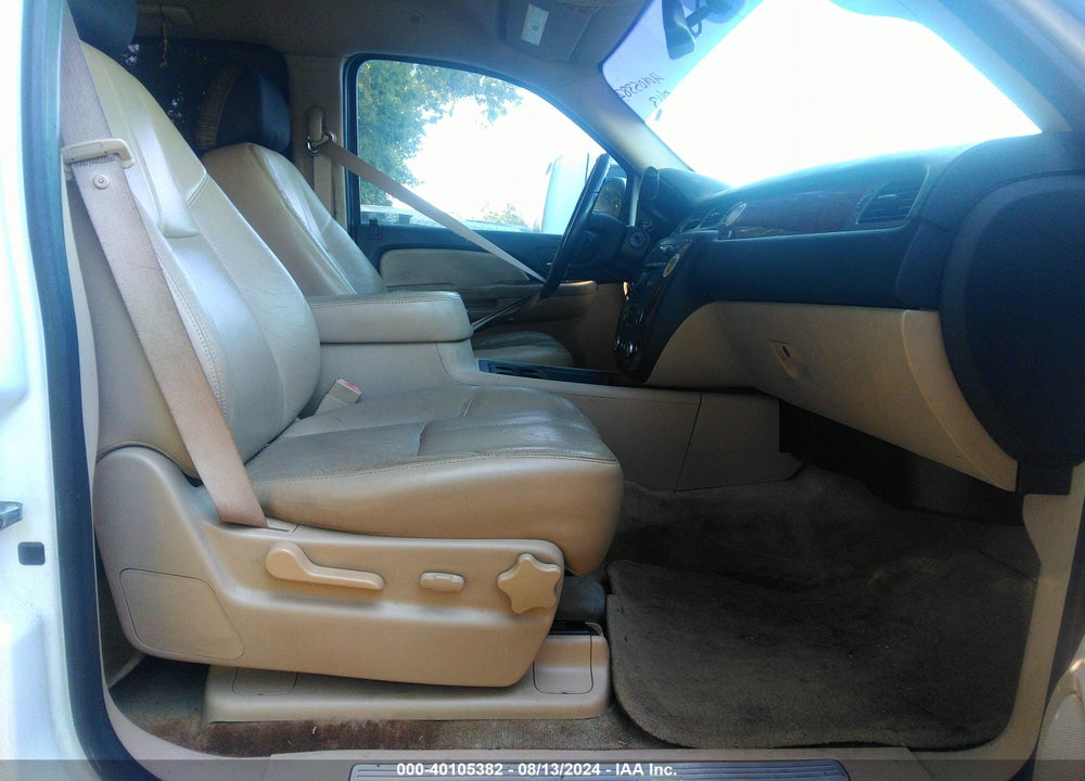 2008 CHEVROLET TAHOE LT VIN: 1GNFC13J18R161175
