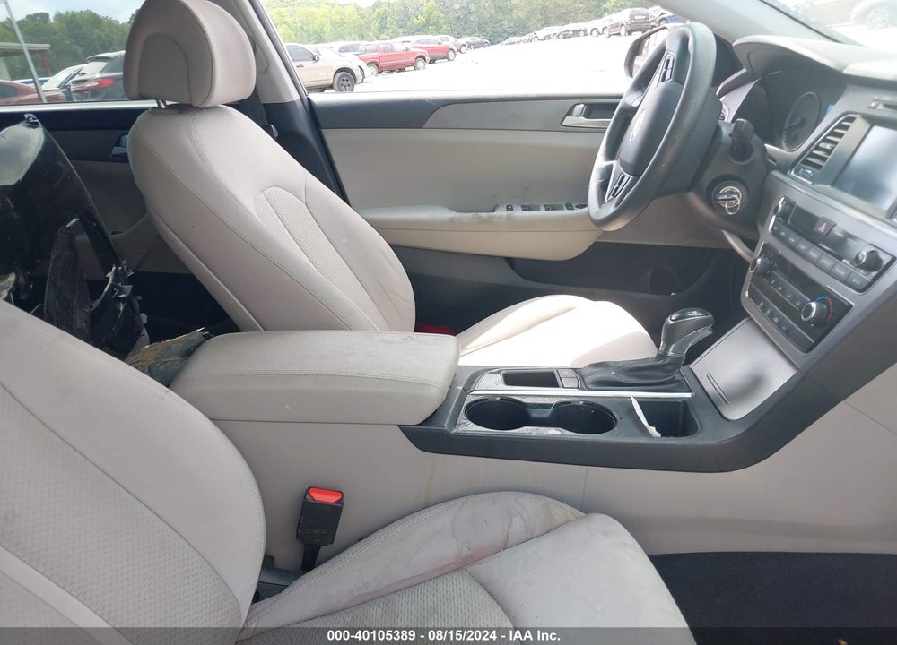 2016 HYUNDAI SONATA SE VIN: 5NPE24AF5GH328117