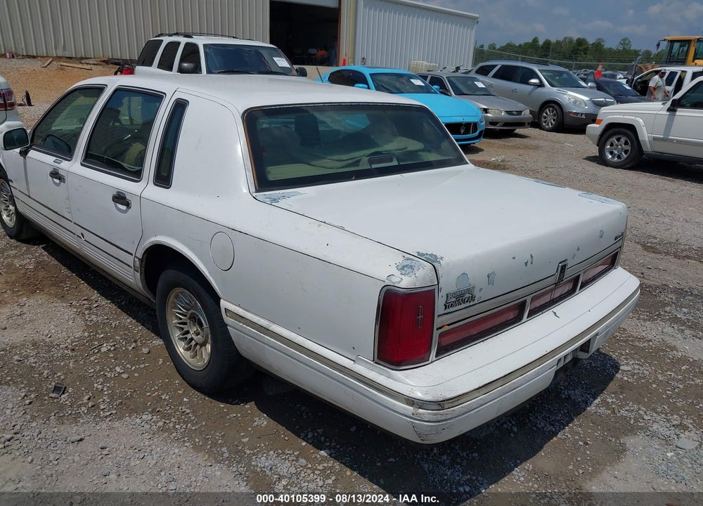 1997 LINCOLN TOWN CAR EXECUTIVE VIN: 1LNLM81W8VY654624