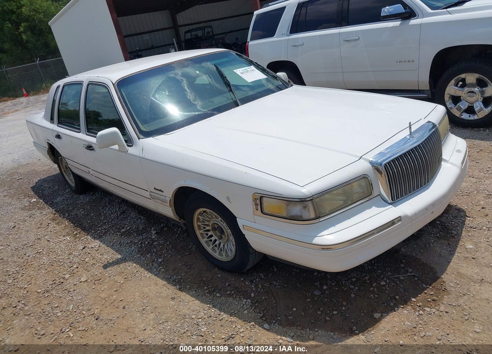 1997 LINCOLN TOWN CAR EXECUTIVE VIN: 1LNLM81W8VY654624