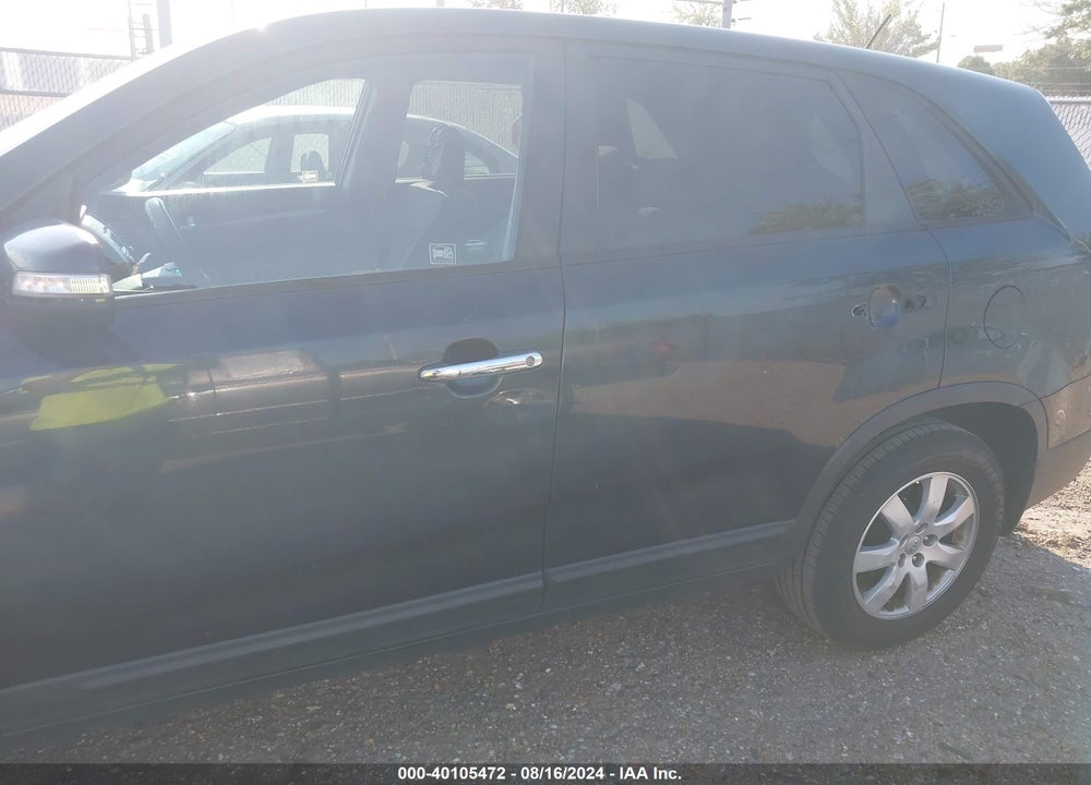 2012 KIA SORENTO LX VIN: 5XYKT3A1XCG290819